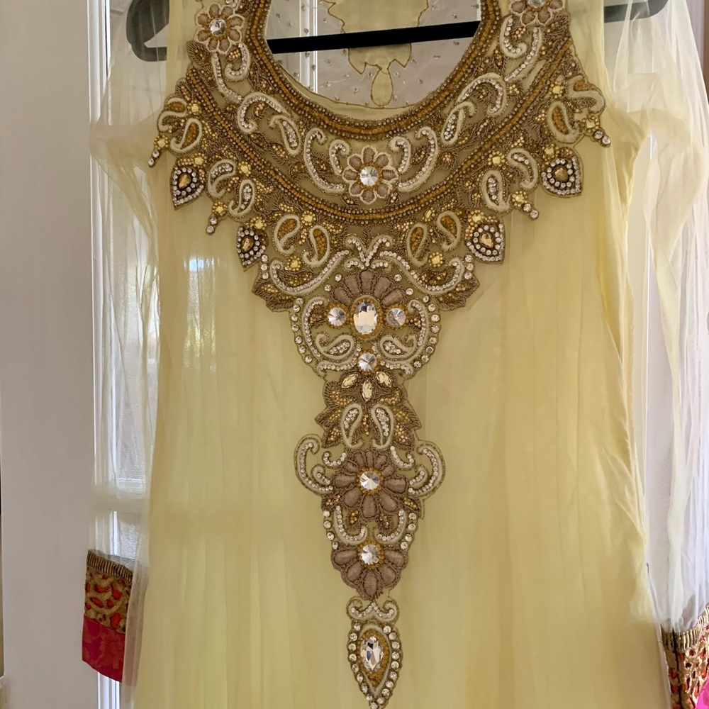 Women’s Gown/Anarkali Suit